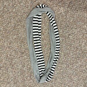 Miss Attitude Girls' Scarf/Wrap Bundle - Gray & Purple Striped